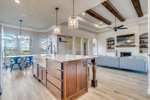 3020 Infinity Drive, Weatherford, TX 76087