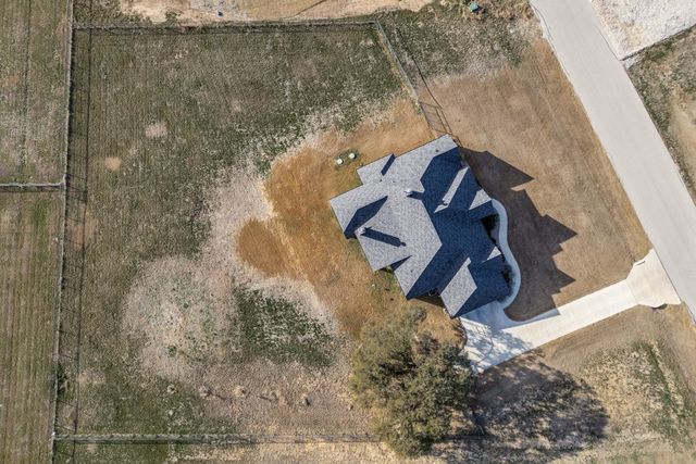 3020 Infinity Drive, Weatherford, TX 76087