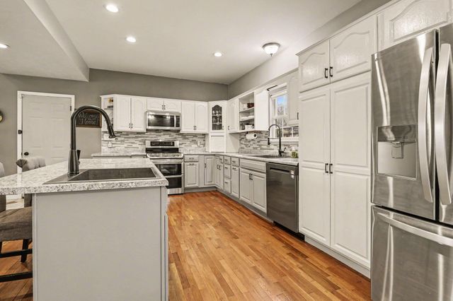 2461 Riverbend Drive, St. Joseph Twp, MI 49022