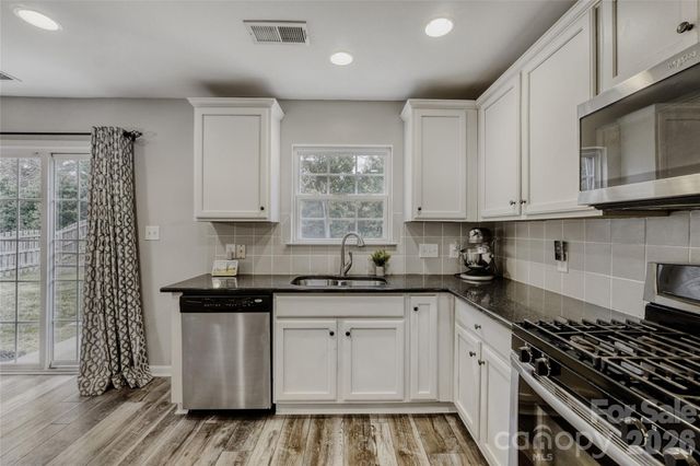 1468 Remington Lane NW, Concord, NC 28027