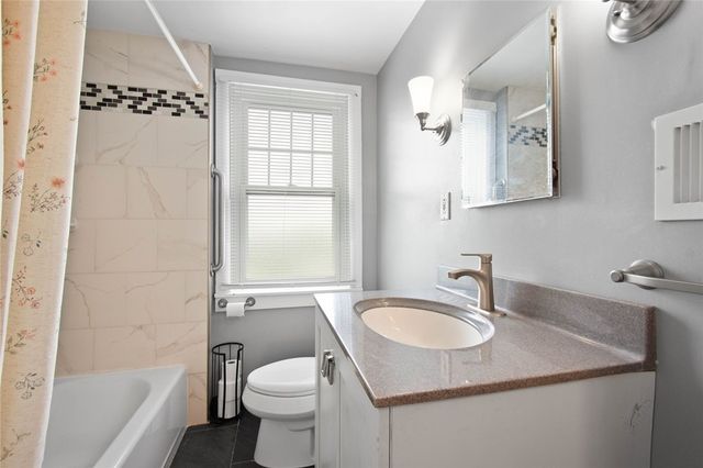 1440 Milan Avenue, Brookline, PA 15226