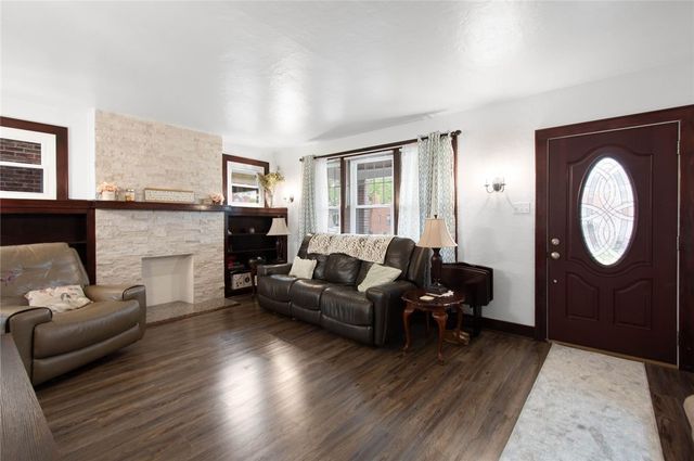 1440 Milan Avenue, Brookline, PA 15226
