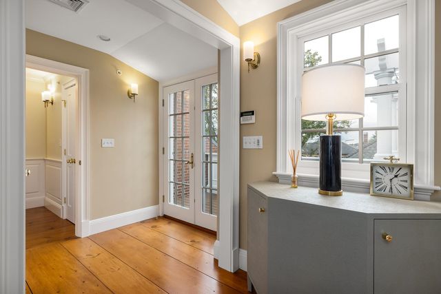 58 State Street, Portsmouth, NH 03801