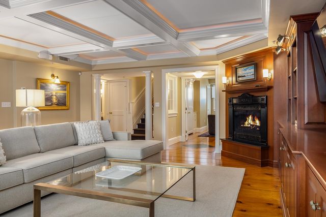 58 State Street, Portsmouth, NH 03801