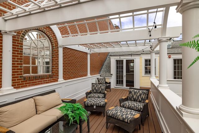 58 State Street, Portsmouth, NH 03801