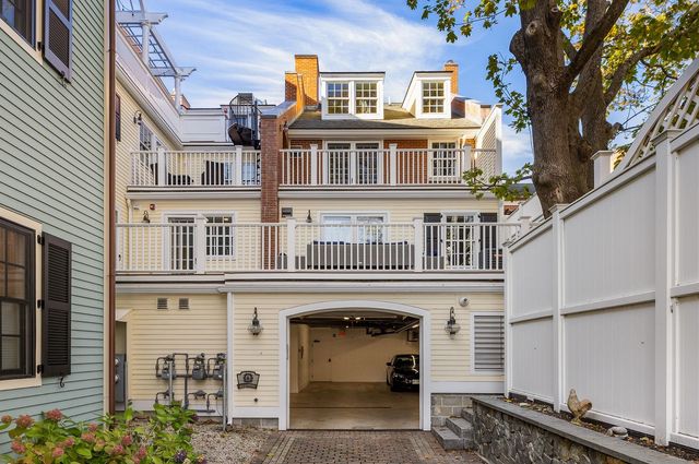 58 State Street, Portsmouth, NH 03801