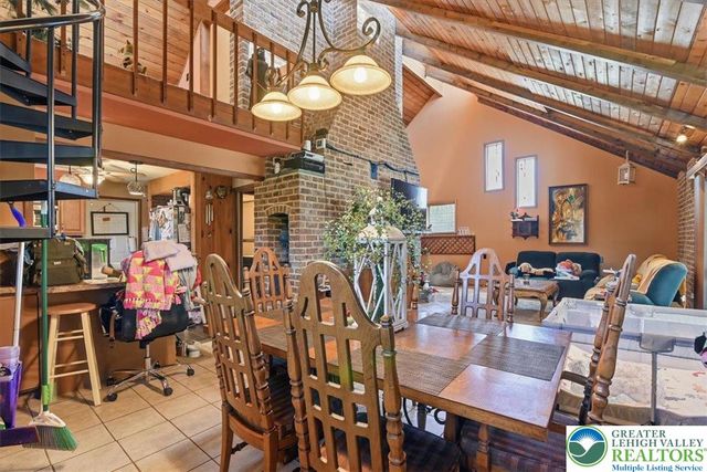 7567 Airport Road, East Allen Twp, PA 18014