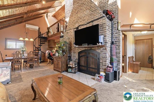 7567 Airport Road, East Allen Twp, PA 18014