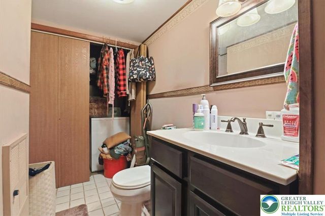 7567 Airport Road, East Allen Twp, PA 18014