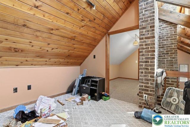 7567 Airport Road, East Allen Twp, PA 18014