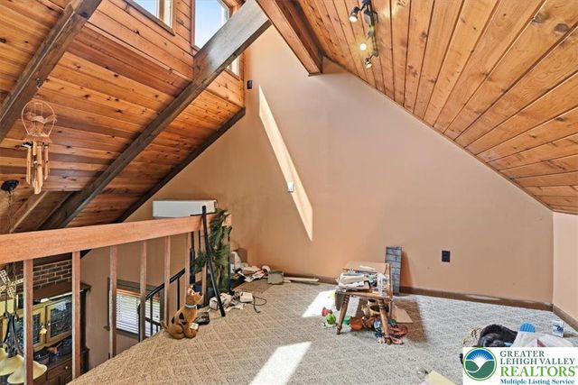 7567 Airport Road, East Allen Twp, PA 18014