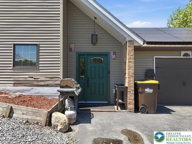 7567 Airport Road, East Allen Twp, PA 18014
