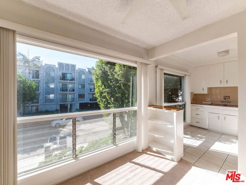 122 N CROFT Avenue 5, Los Angeles, CA 90048