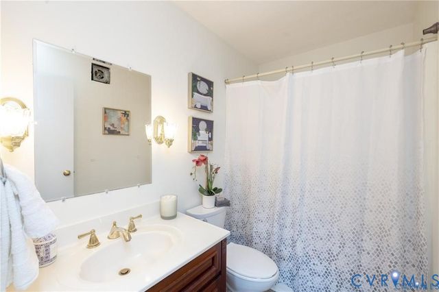 11714 S Briar Patch Dr, Midlothian, VA 23113