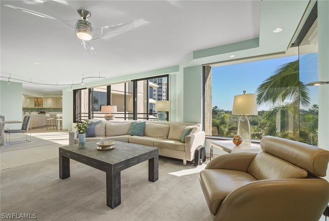 5555 Heron Point DR 401, Naples, FL 34108