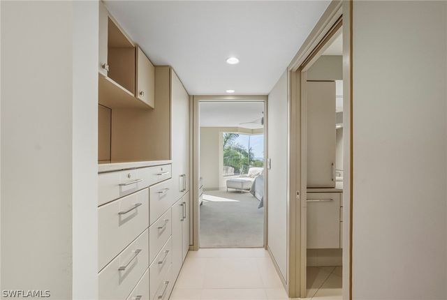 5555 Heron Point DR 401, Naples, FL 34108