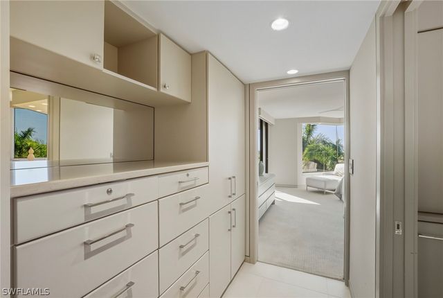 5555 Heron Point DR 401, Naples, FL 34108