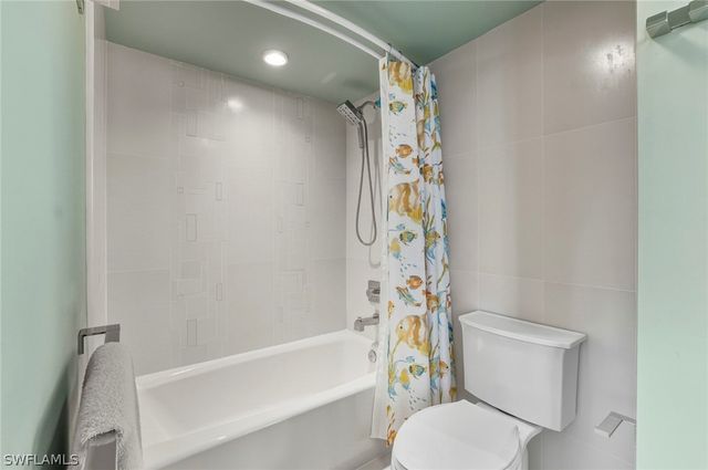 5555 Heron Point DR 401, Naples, FL 34108