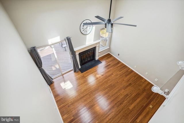 13508 COATES LN, Herndon, VA 20171