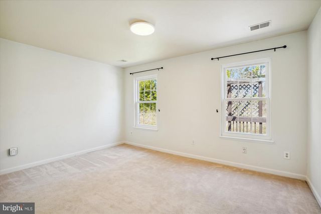 13508 COATES LN, Herndon, VA 20171