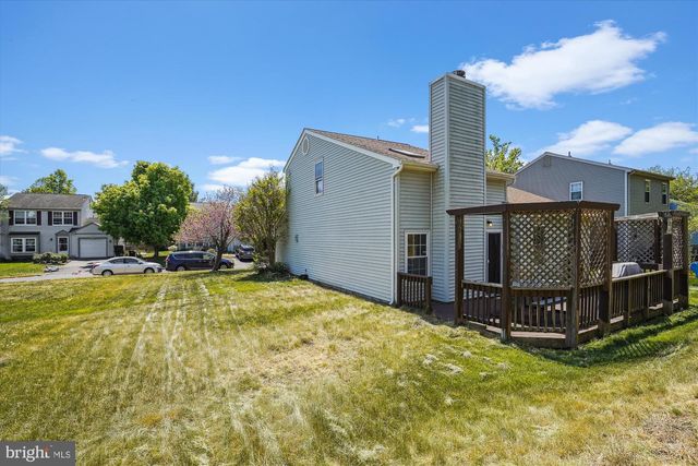 13508 COATES LN, Herndon, VA 20171