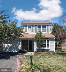 13508 COATES LN, Herndon, VA 20171