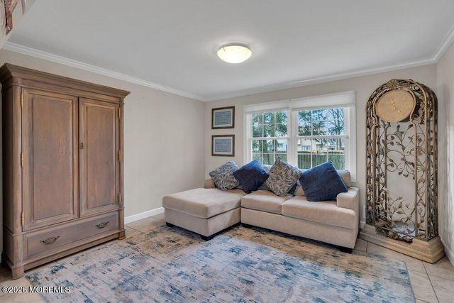 4 Pearl Drive, Toms River, NJ 08753