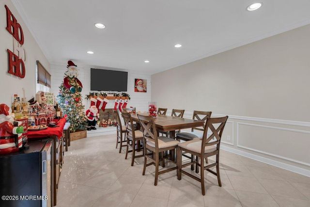 4 Pearl Drive, Toms River, NJ 08753