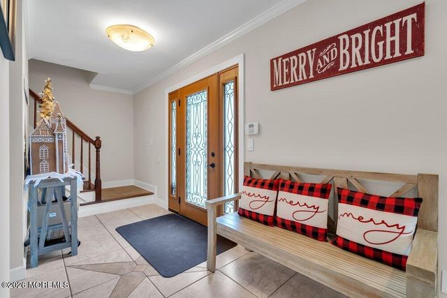 4 Pearl Drive, Toms River, NJ 08753