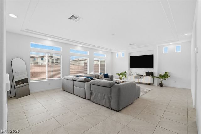 10048 Pipestone Street, Las Vegas, NV 89141