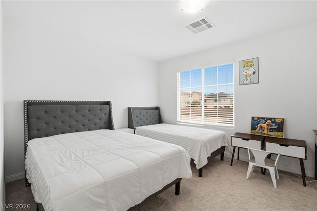 10048 Pipestone Street, Las Vegas, NV 89141