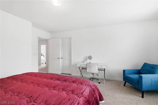 10048 Pipestone Street, Las Vegas, NV 89141