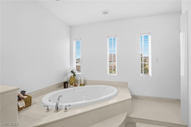 10048 Pipestone Street, Las Vegas, NV 89141
