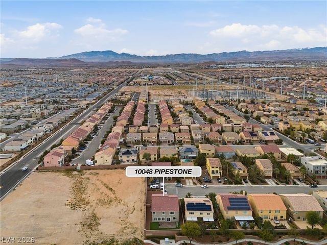 10048 Pipestone Street, Las Vegas, NV 89141