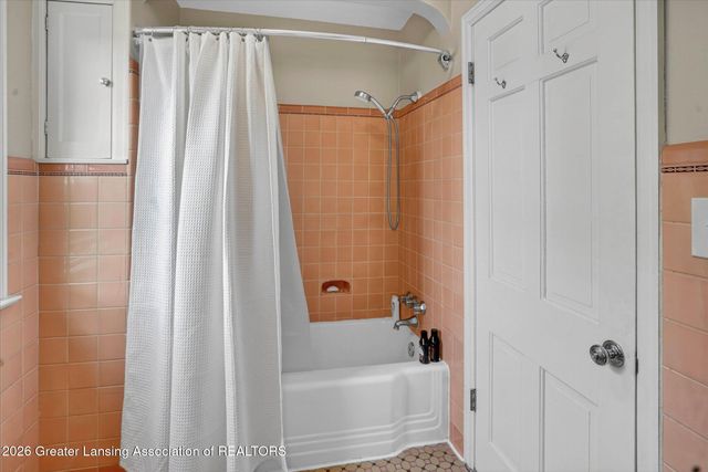 20 University Drive, East Lansing, MI 48823