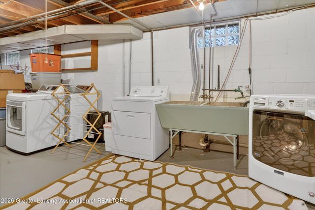 20 University Drive, East Lansing, MI 48823