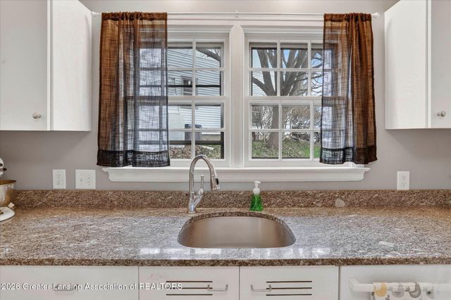 20 University Drive, East Lansing, MI 48823