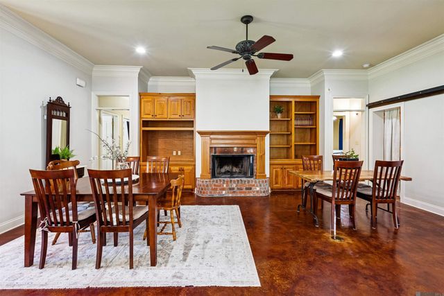 3003 Oakland Rd, Lakeland, LA 70752