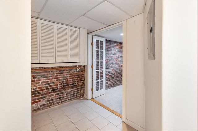 37 Grove Street 1, Boston, MA 02114