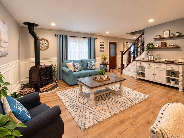 146 Rosemont Avenue, Farmingville, NY 11738