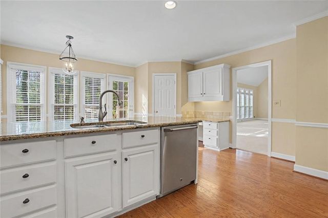 4480 Dobbs Crossing, Marietta, GA 30068