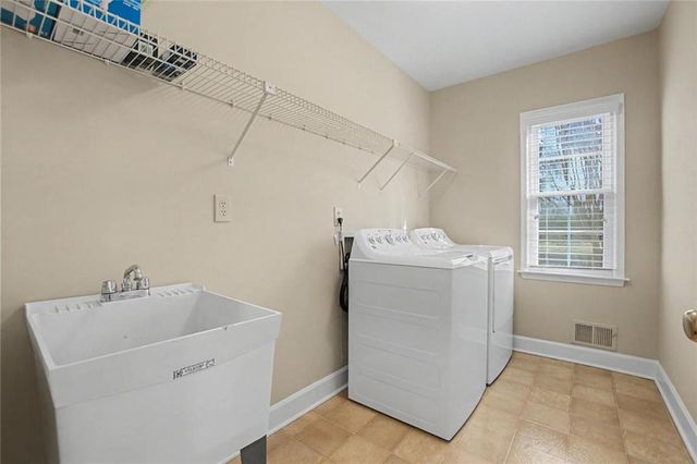 4480 Dobbs Crossing, Marietta, GA 30068