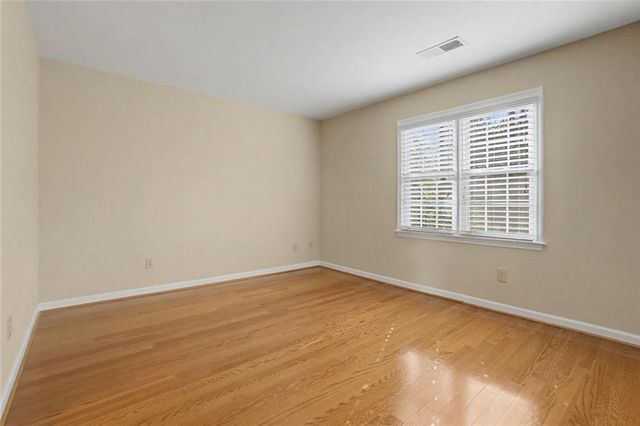 4480 Dobbs Crossing, Marietta, GA 30068