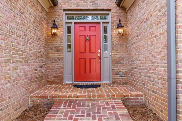 4480 Dobbs Crossing, Marietta, GA 30068