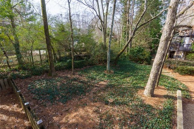 4480 Dobbs Crossing, Marietta, GA 30068