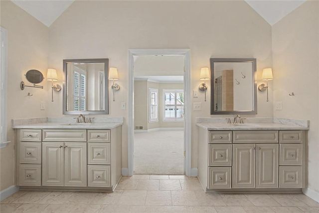 4480 Dobbs Crossing, Marietta, GA 30068