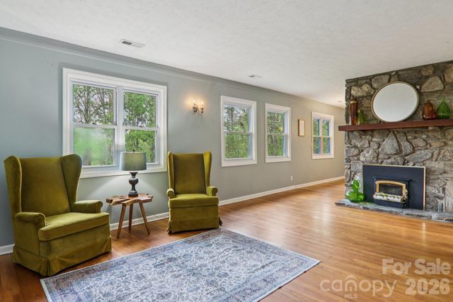 74 Link Circle, Maggie Valley, NC 28751