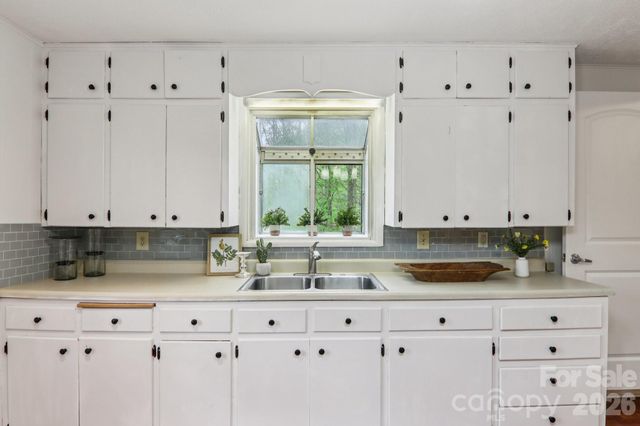 74 Link Circle, Maggie Valley, NC 28751