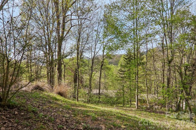 74 Link Circle, Maggie Valley, NC 28751
