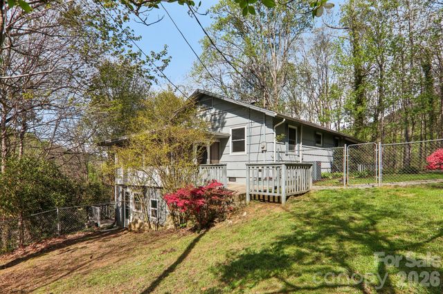 74 Link Circle, Maggie Valley, NC 28751